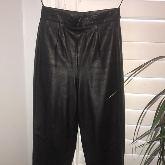 Danier Leather High Waisted Trousers - Picture 4 of 17